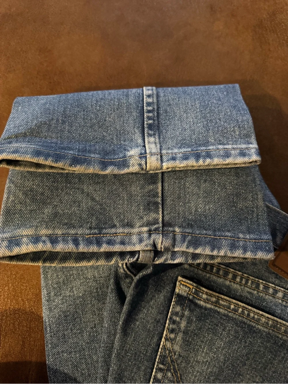 Wrangler Rugged Wear Men's Medium Blue Straight-Leg Jeans Sz 40 x 34 Like New!